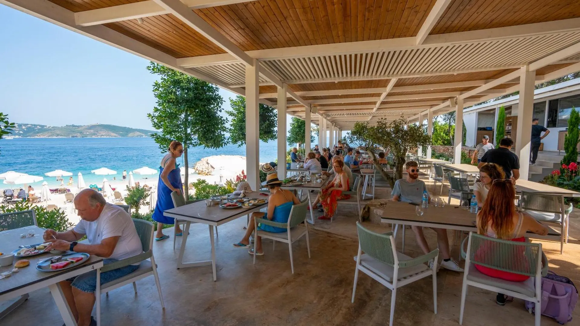 Arameras Beach Resort Ksamil