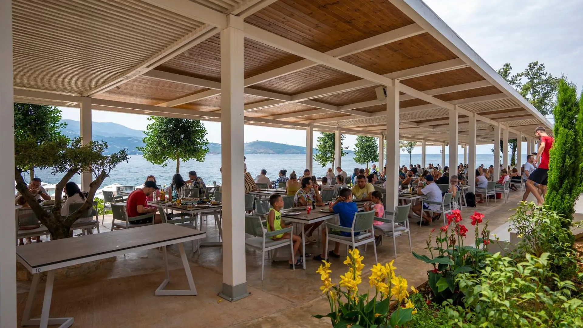 Arameras Beach Resort Ksamil