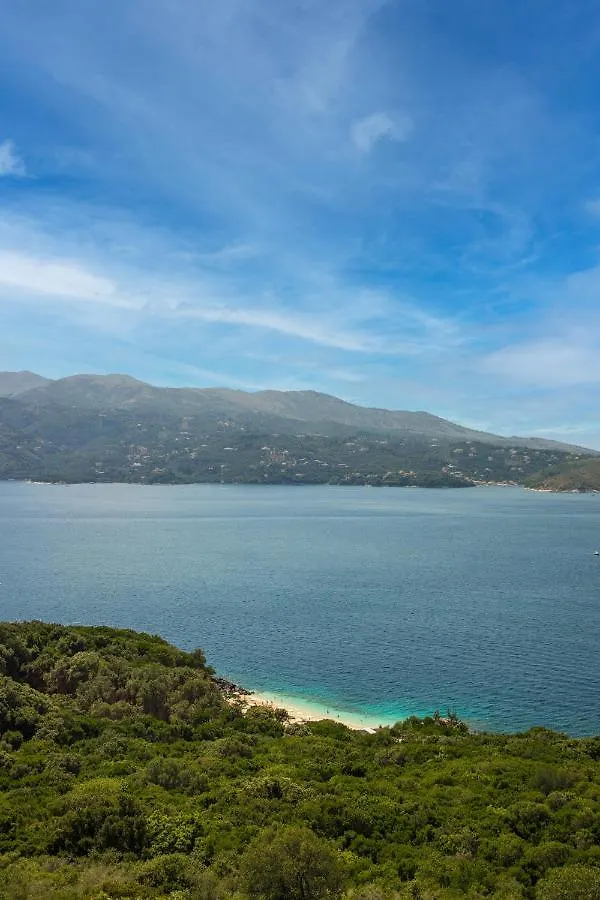 Arameras Beach Resort Ksamil