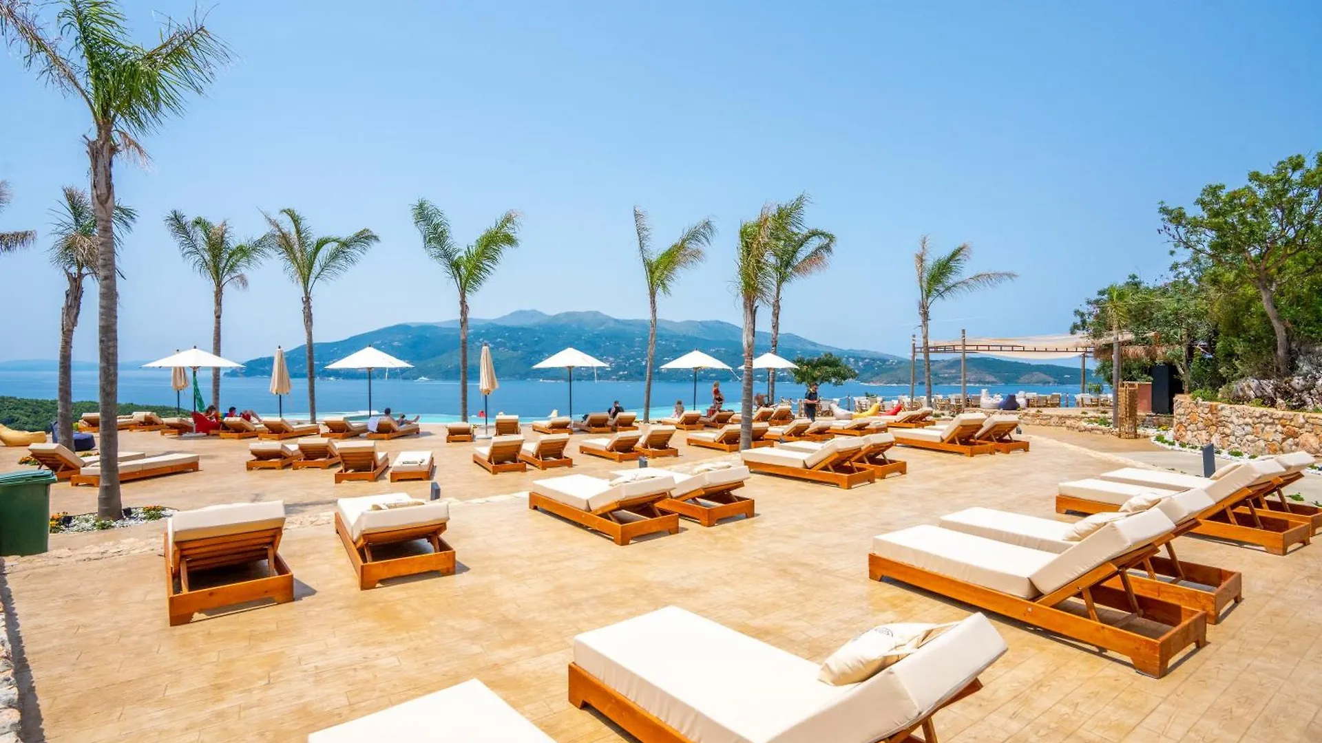 Arameras Beach Resort Ksamil