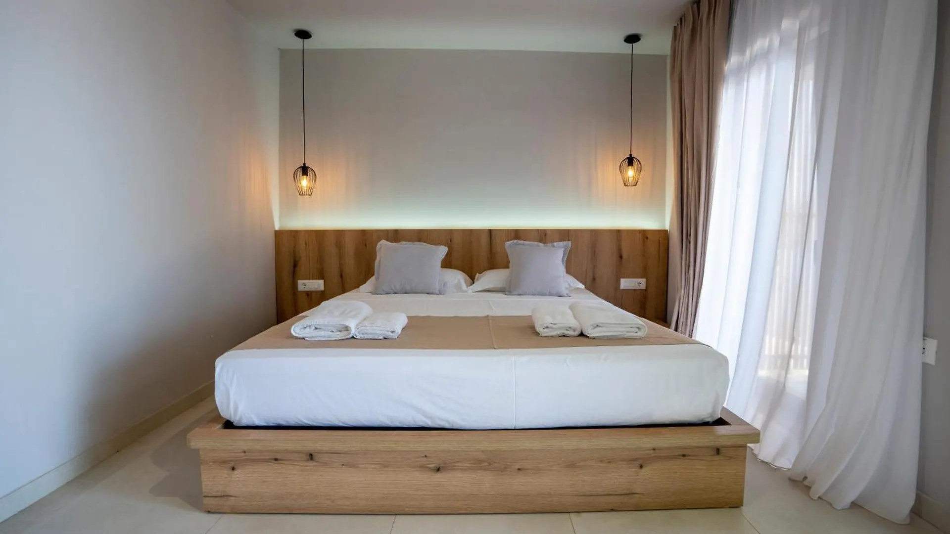 Arameras Beach Resort Ksamil