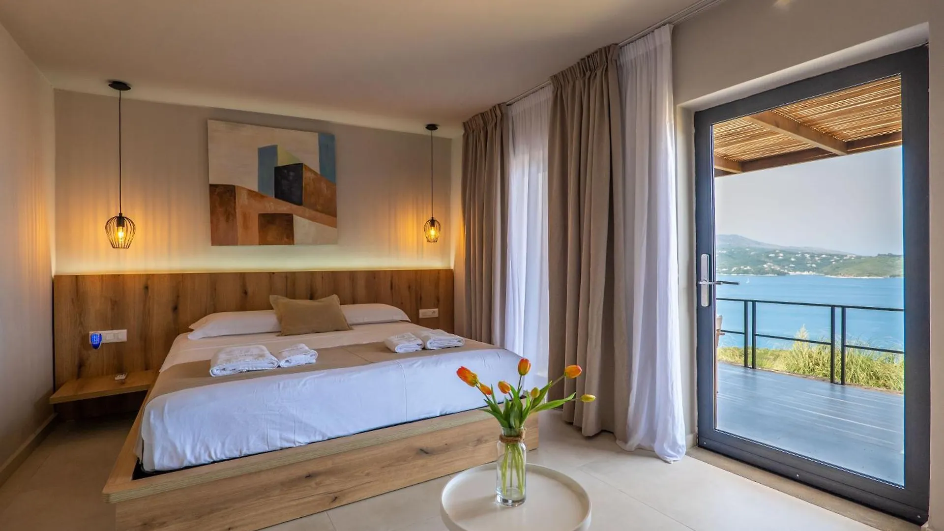 Arameras Beach Resort Ksamil
