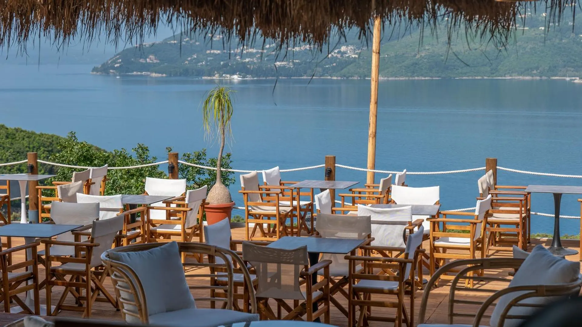 Arameras Beach Resort Ksamil